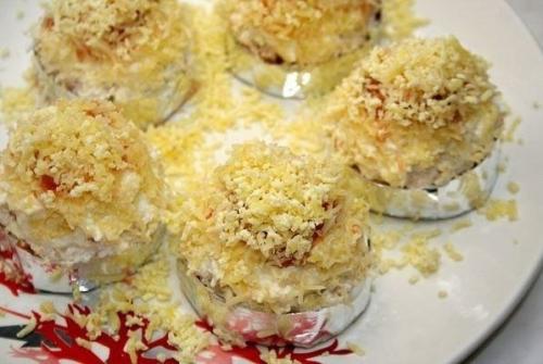 Салат Мимоза.  Ингредиенты: 08