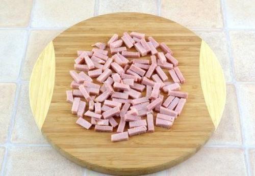 Салат с ветчиной Пятерка. 03