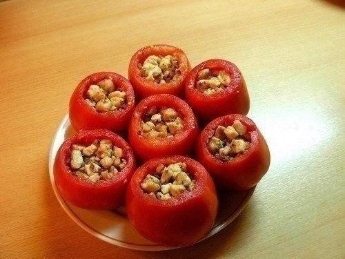 Помидоры, фаршированные курицей. 03