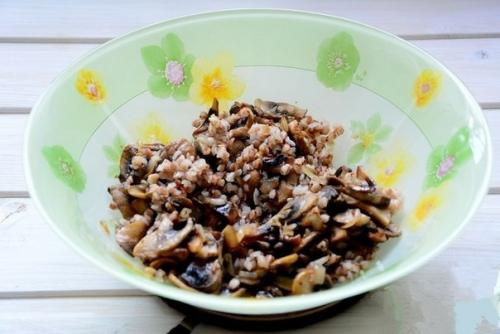 Гречка с курицей, запеченная в сливках. 03