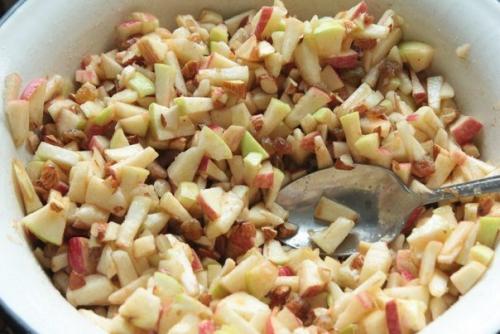 Яблочный штрудель с миндалем и изюмом. 06