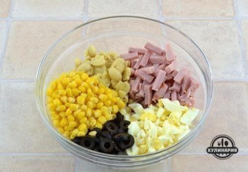 Салат с ветчиной Пятерка. 06