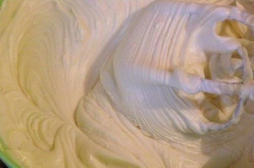 8 простых кремов для тортов. 04