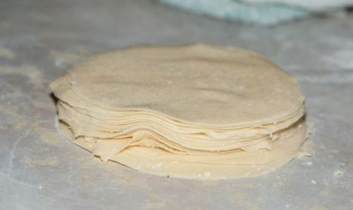 Манты.  Ингредиенты:   Тесто: 04