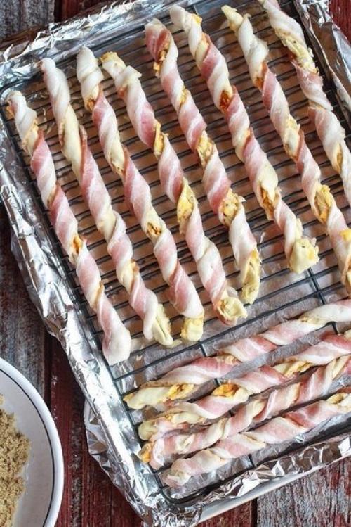 Сырные палочки с беконом. 03