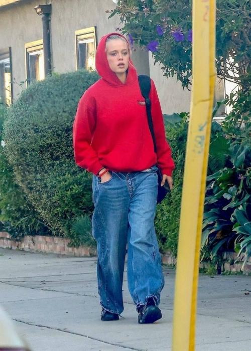 Так сейчас выглядит старшая дочь Анджелины Джоли и Брэда питта - 19-летняя Шайло. 01