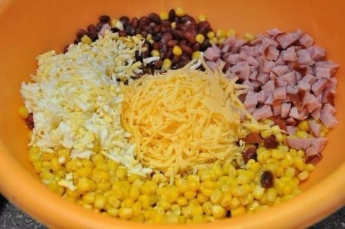 Салат с чесночными сухариками? 05