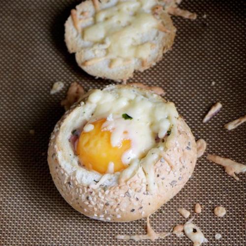 Завтрак в БУЛОЧКЕ?   Ингредиенты: 05