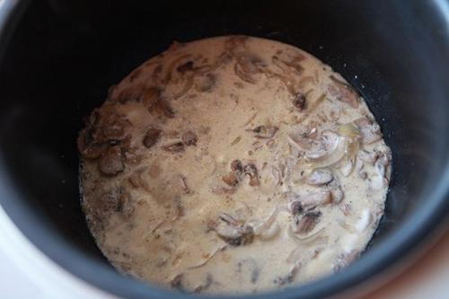 Бефстроганов.   Ингредиенты:  На 4-6 порций. 07