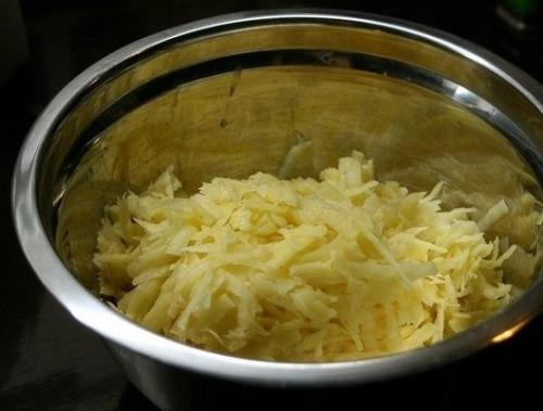 Драники с сыром. 01