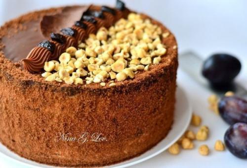 Шоколадный торт с Пьяным черносливом и карамельно - сливочным кремом. 01 Шоколадный торт с Пьяным черносливом и карамельно - сливочным кремом. 01