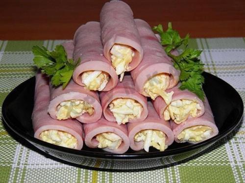 Ветчинные рулетики с сыром. 04