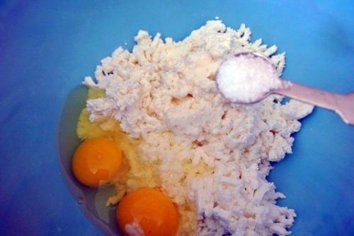 Пошаговый рецепт ленивых вареников из творога. 02