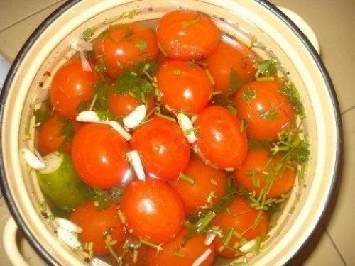 Быстрое ассорти - помидоры с огурцами. 07