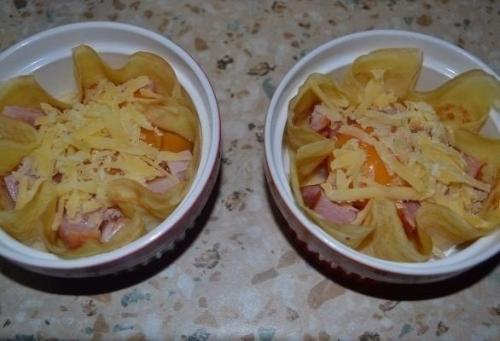 Завтрак в корзинках из блинчиков. 05