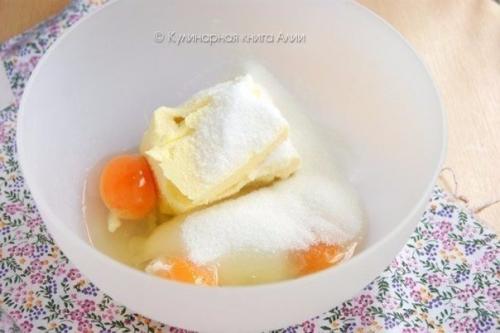 Клубничный пирог.  Для формы диаметром 22 см. 01