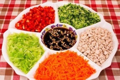 Тор - 10 рецептов приготовления вкусных салатов? 07