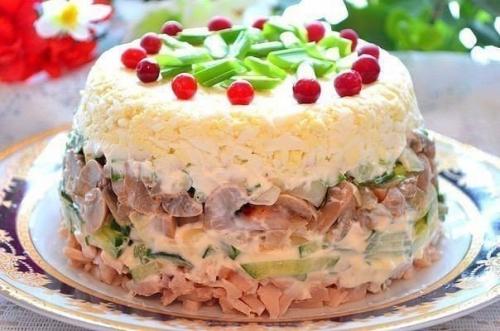 8 рецептов красивых салатов к новому году 2018. 06