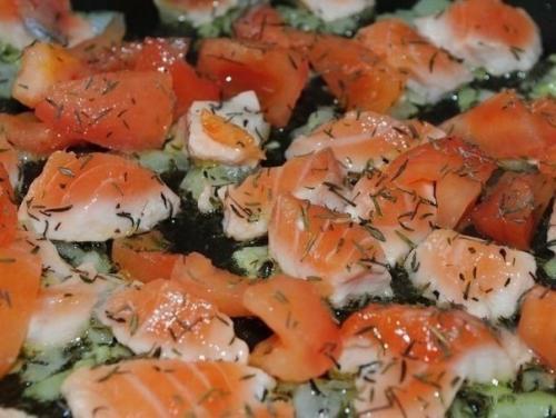 Фетучини с семгой в сливочном соусе. 03