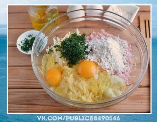 Объедение!  Дранички с ветчиной, сыром и зеленью. 03