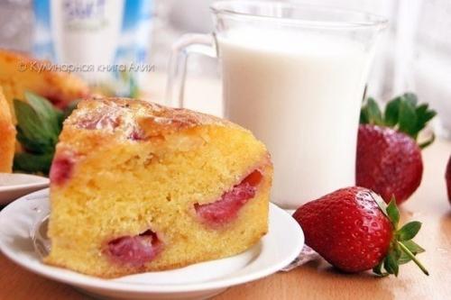 Клубничный пирог.  Для формы диаметром 22 см. 09