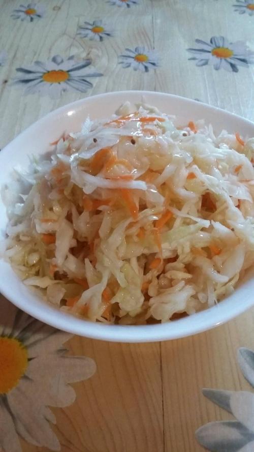 Закваска капусты. 
Обычно квашу по одному и тому же рецепту. 
