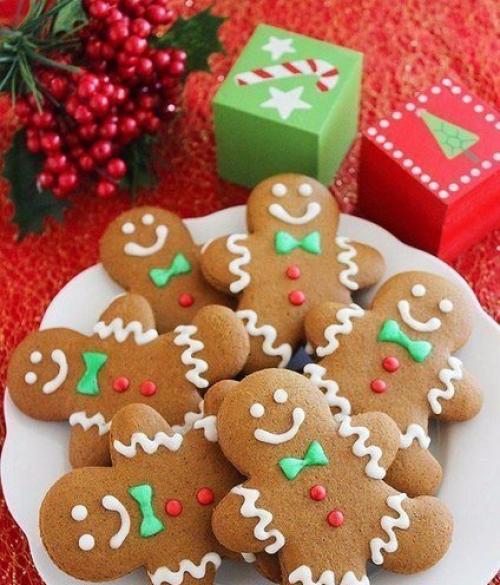 Пряничные человечки.  Ингредиенты: