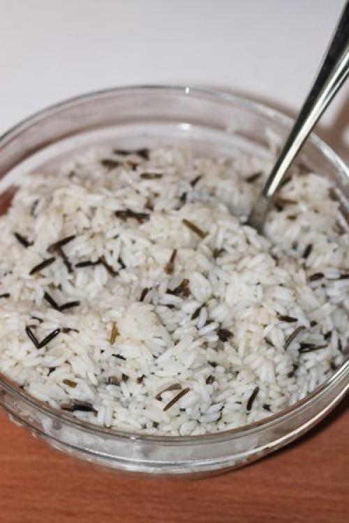 Вкусный рис с овощами и грибами невероятно. 04