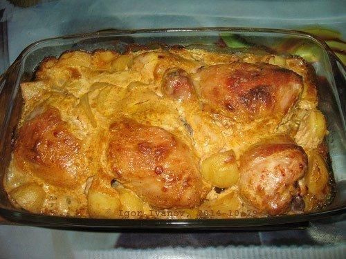 Вкусная курочка в маринаде вместе с картошкой. 03