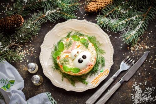 Салат с ветчиной и корейской морковью на год быка.