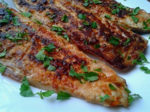 Вкуснейшая скумбрия по Гордону рамзи. 

