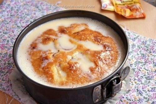 Клубничный пирог.  Для формы диаметром 22 см. 07