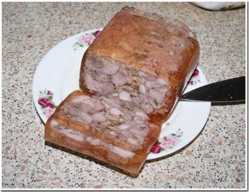 Ветчина из курицы.