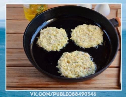 Объедение!  Дранички с ветчиной, сыром и зеленью. 05