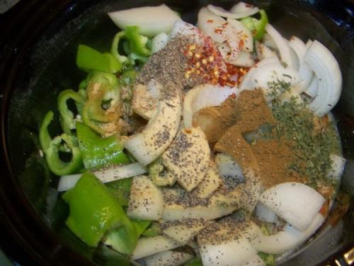 Тушеная свинина с грибами в мультиварке. 04