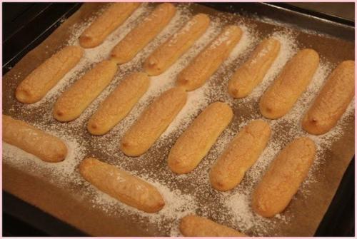 Домашние савоярди или дамские пальчики. 05