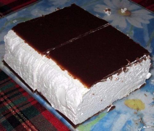 Торт птичье молоко.