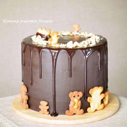 Очень вкусный, мега - шоколадный торт с ганашем. Очень вкусный, мега - шоколадный торт с ганашем.