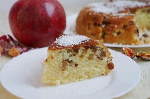 Манник с изюмом в мультиварке.
