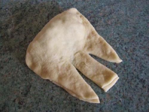 Пирожки разных видов формовки с рисово - мясной начинкой. 02