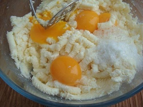 Творожный торт.   Этот нежный и очень вкусный домашний торт всегда на моем праздничном столе. 02