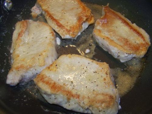 Тушеная свинина с грибами в мультиварке. 02