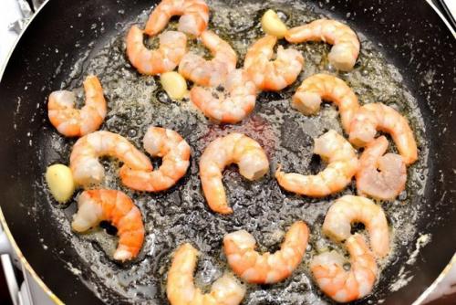 Паста с креветками и соусом Альфредо. 02