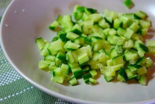 Яркий супчик с хрустящими овощами и нежной кефирной кислинкой! 01