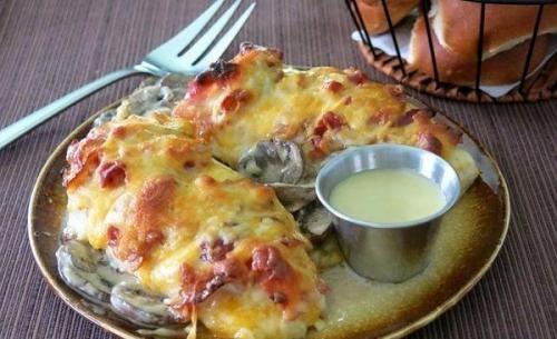 Куриная грудка под Шубкой?