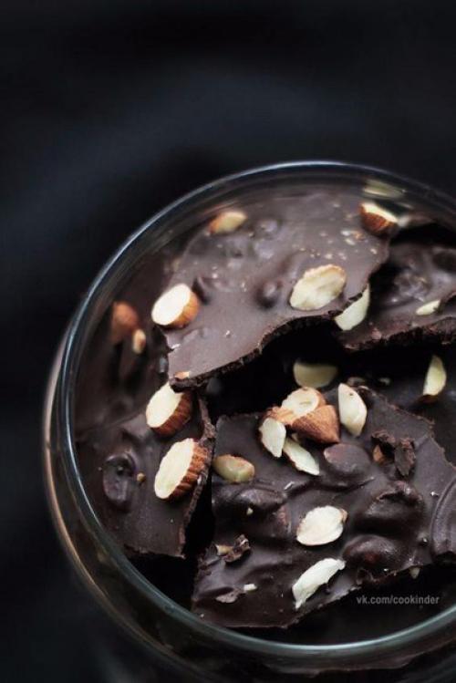 Шоколад Домашний без красителей и консервантов.