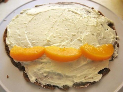 Сладкие роллы!   Главный ингредиент - шоколадные блины. 05