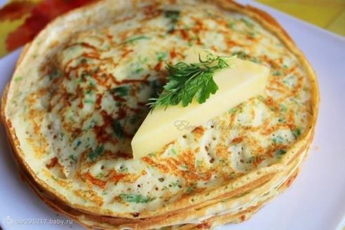 Сырные блины с зеленью.