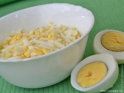 Рулеты из лаваша с курицей и плавленым сырком. 02