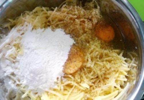 Картофельная запеканка с сосисками и сыром в МУЛЬТИВАРКЕ. 03